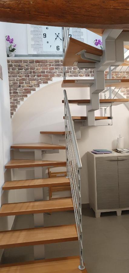 La Casa Di Balto, Un Nido Per 2 Apartment Castelnuovo Magra Luaran gambar