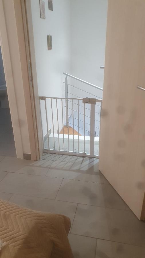 La Casa Di Balto, Un Nido Per 2 Apartment Castelnuovo Magra Luaran gambar