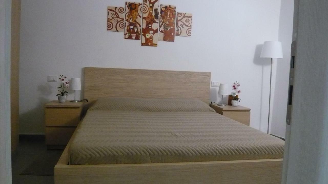 La Casa Di Balto, Un Nido Per 2 Apartment Castelnuovo Magra Luaran gambar