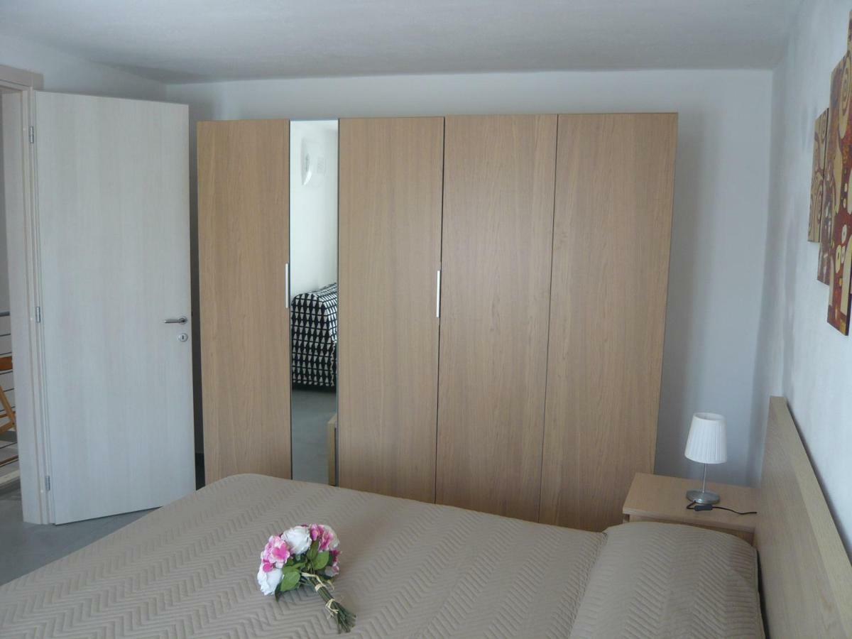 La Casa Di Balto, Un Nido Per 2 Apartment Castelnuovo Magra Luaran gambar